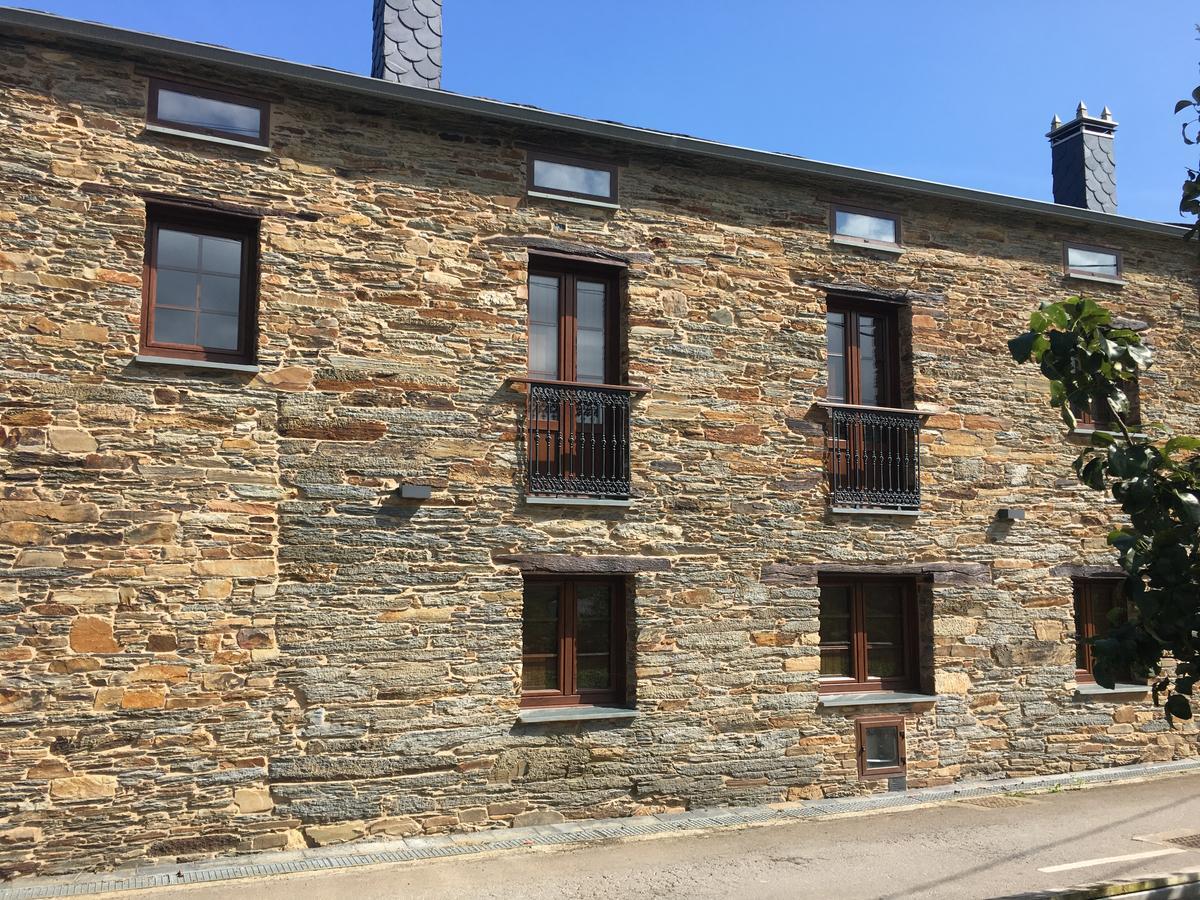 Apartamentos Carola San Tirso de Abres Extérieur photo